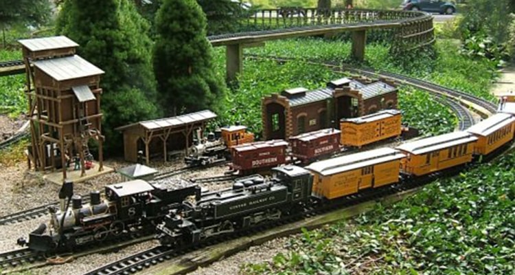 charles ro supply co train sets