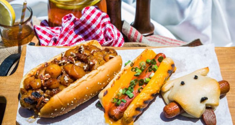 grilled-hot-dogs