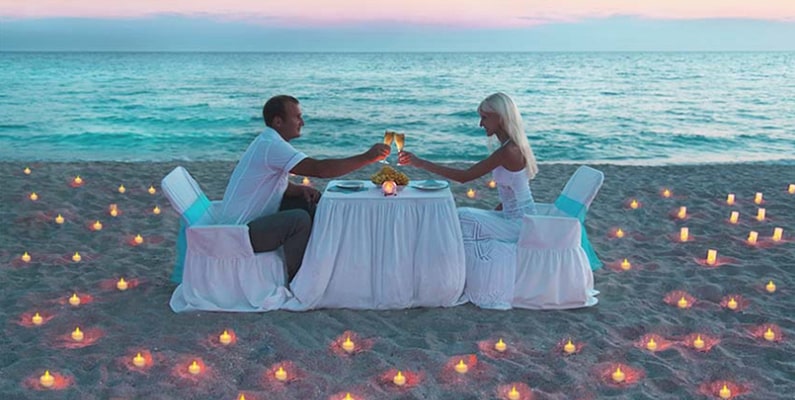 flameless candles trending