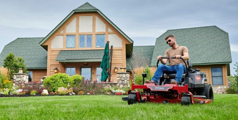 Lawn Care for Your Home: Balancing Aesthetics and Budget